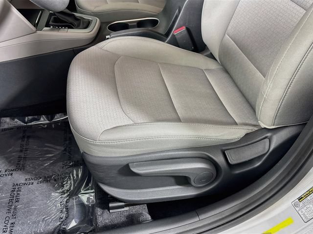 Used 2017 Hyundai Elantra SE FWD image 19