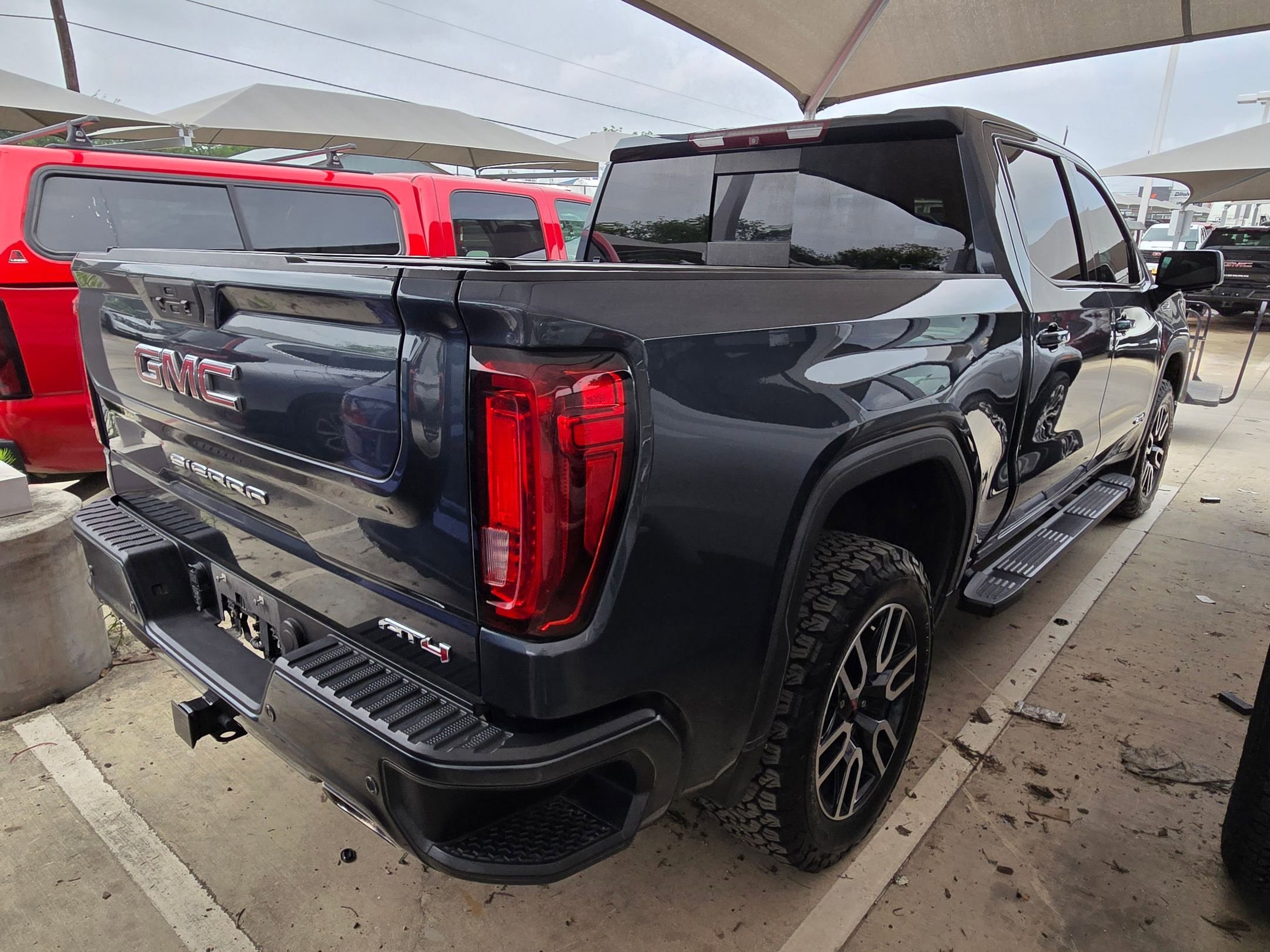 Used 2019 GMC Sierra 1500 AT4 w/ AT4 Premium Package AWD/4WD image 8