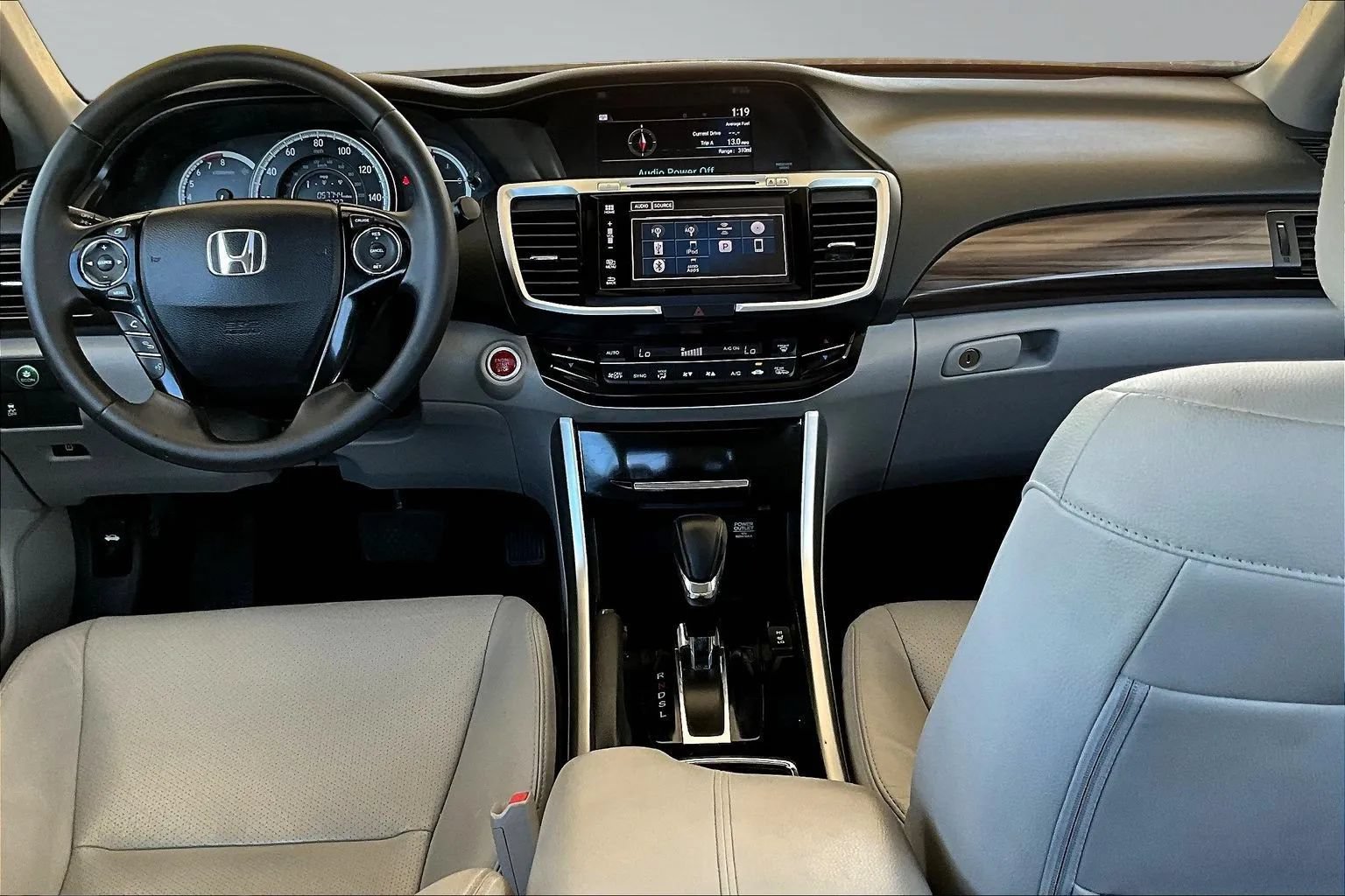 Used 2017 Honda Accord EX-L image 7