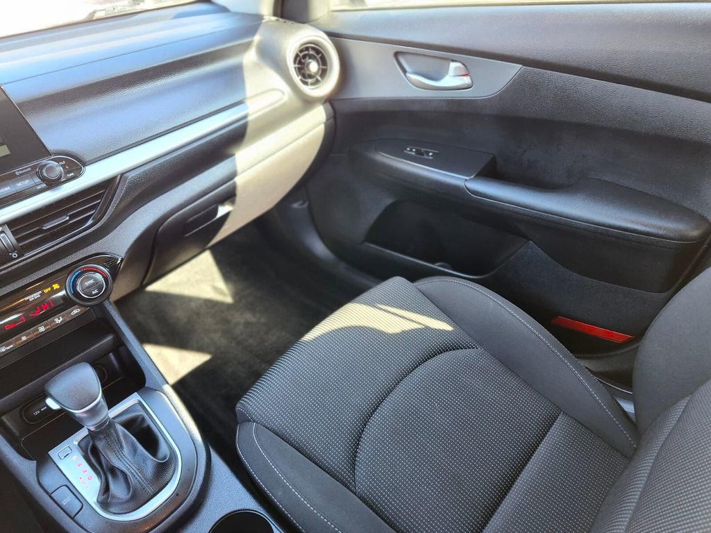Used 2019 Kia Forte LXS image 15