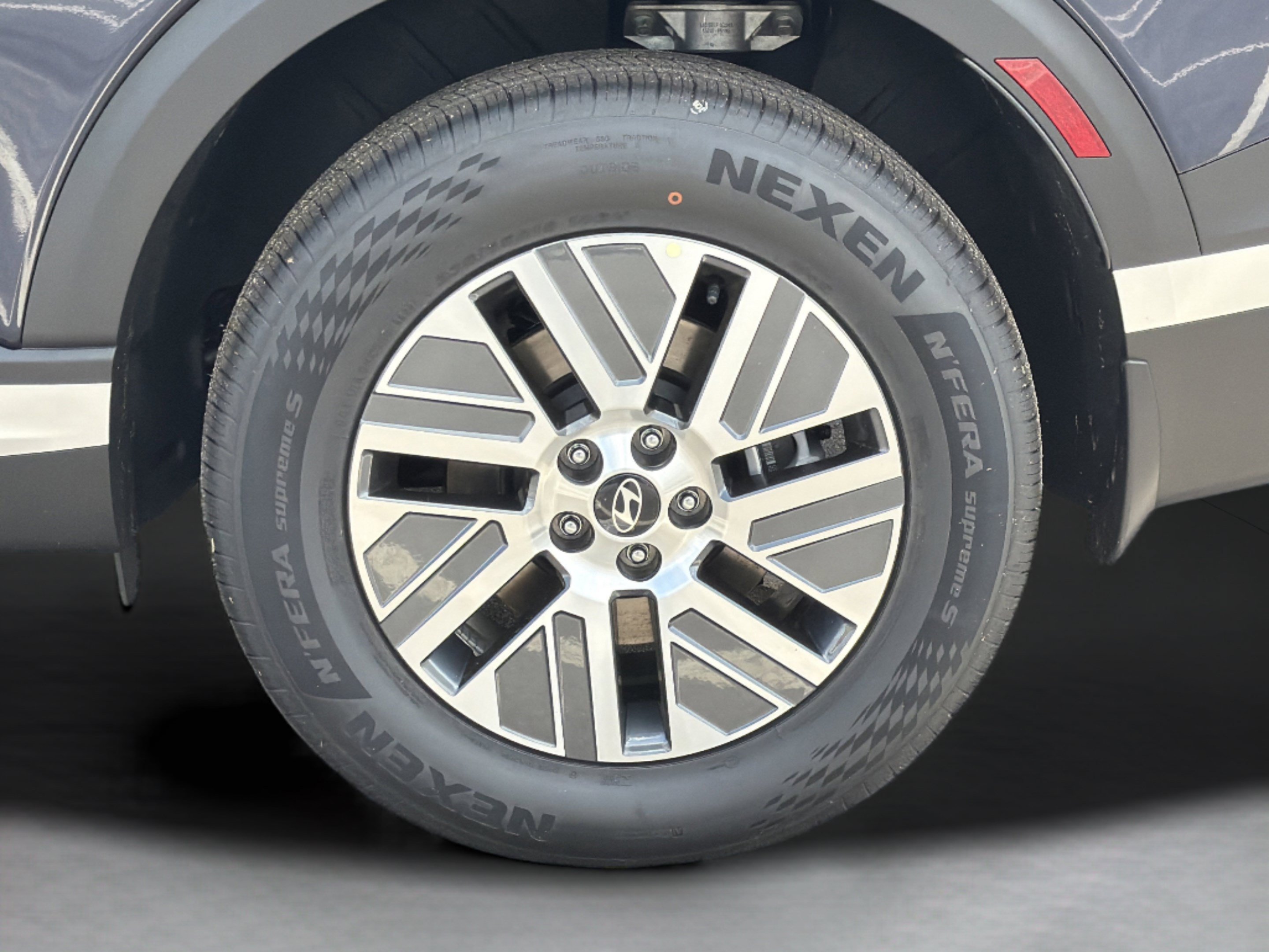 New 2026 Hyundai Palisade FWD Hybrid image 30
