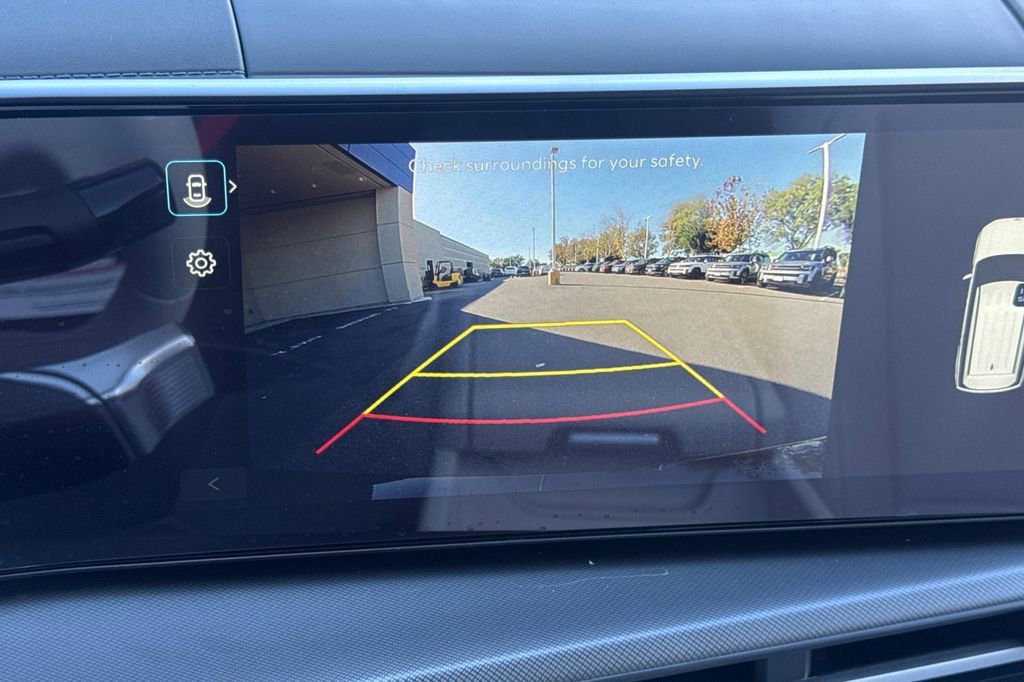 New 2026 Hyundai Santa Fe SE FWD image 16