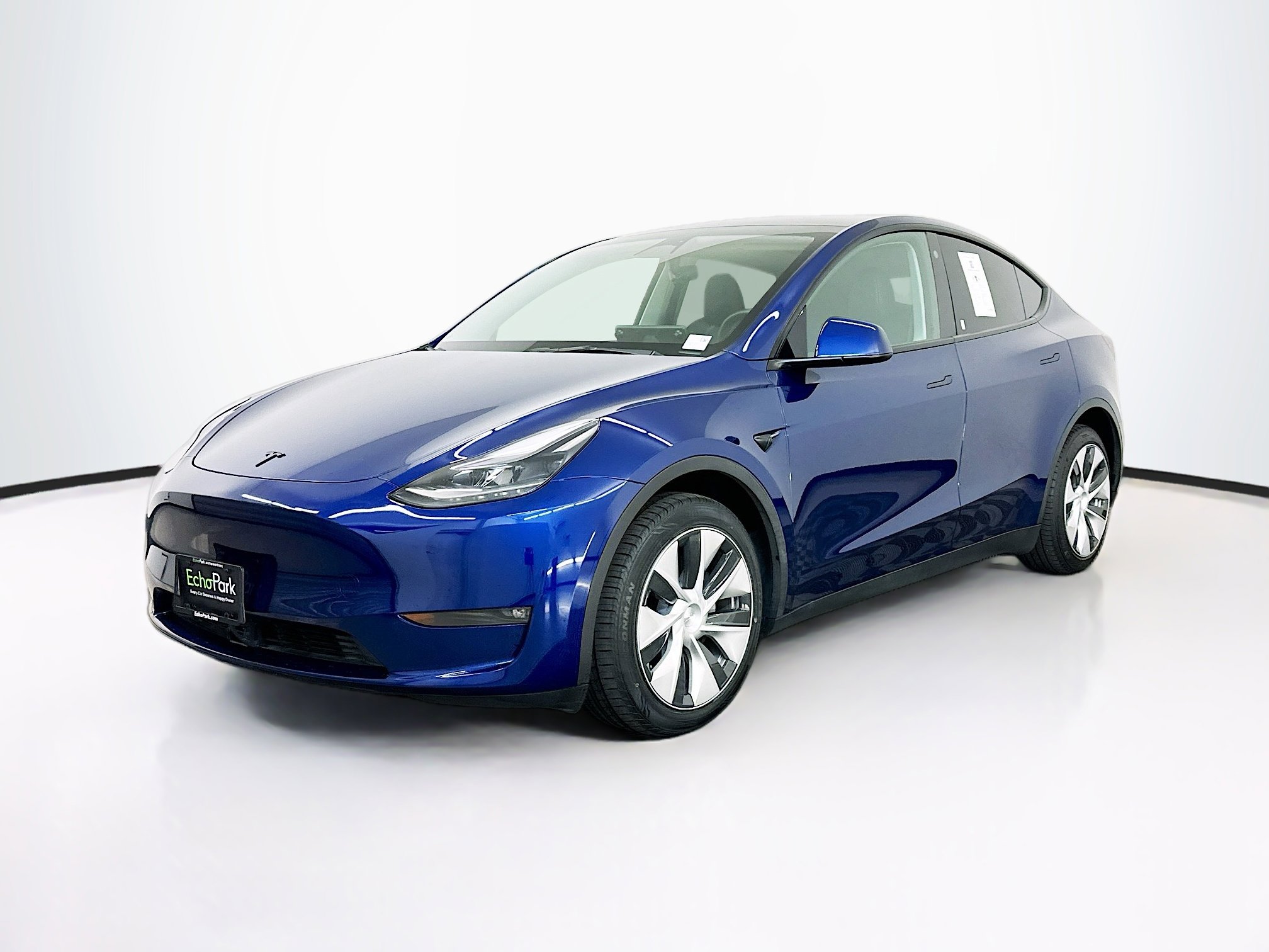 Used 2023 Tesla Model Y Long Range image 3