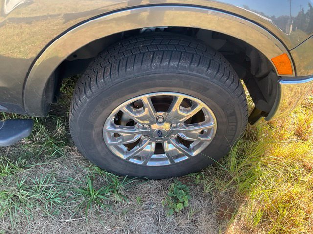 Used 2019 Ford Ranger XLT w/ Equipment Group 302A Luxury RWD image 2
