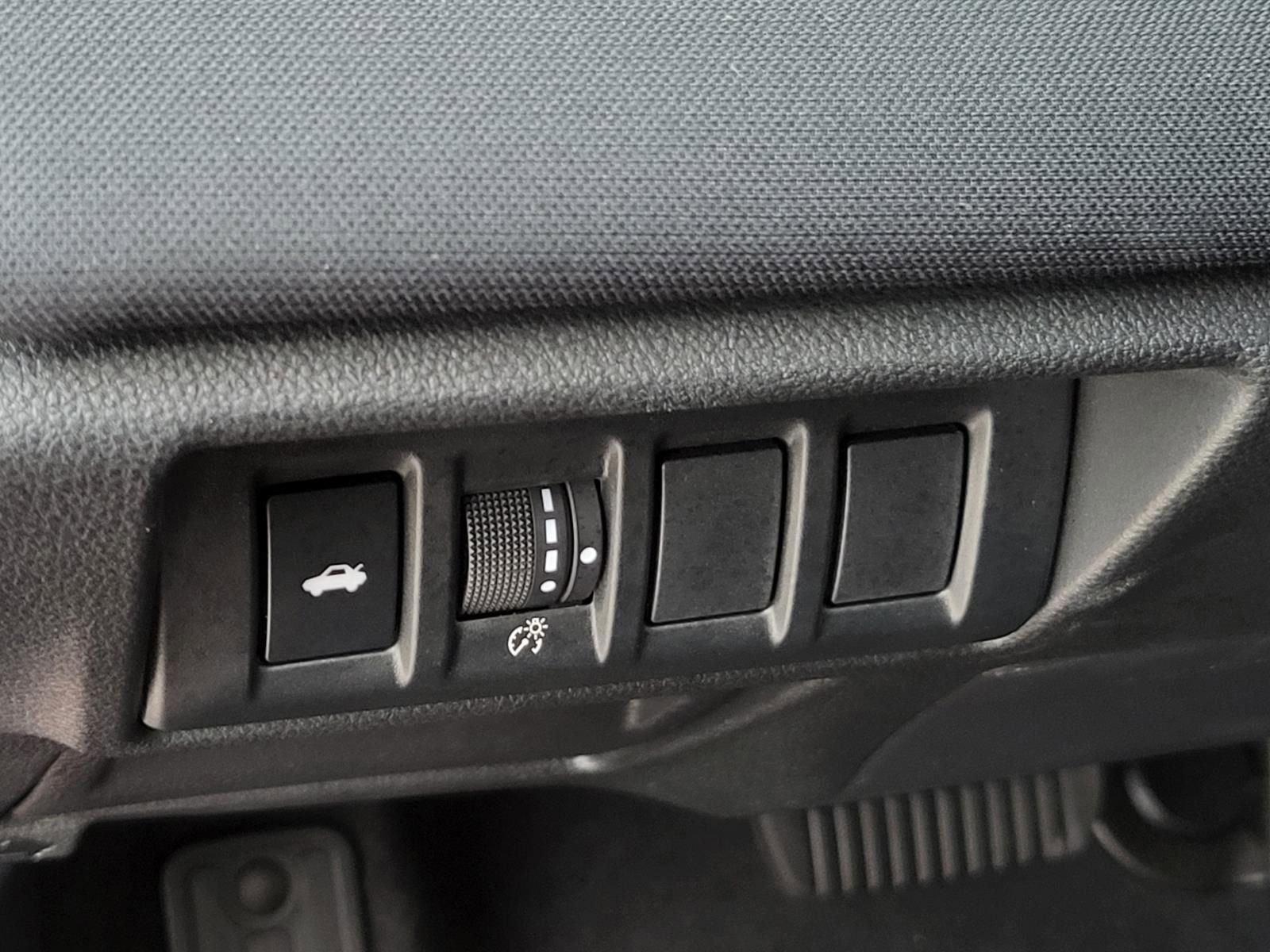 Certified 2025 Subaru Legacy Premium AWD/4WD image 19
