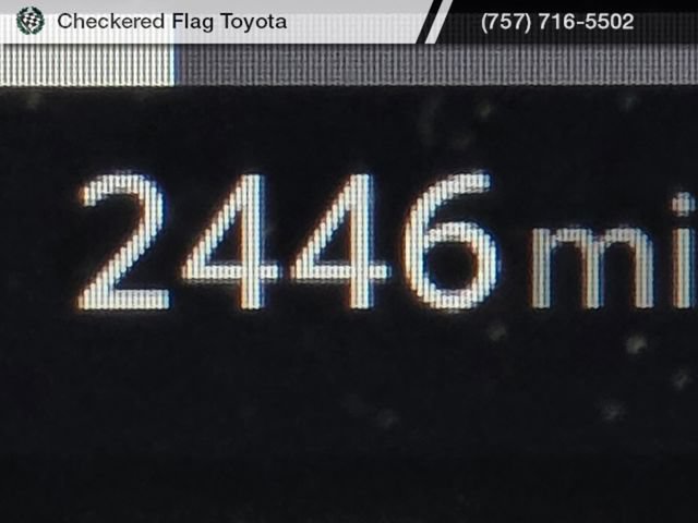 Used 2025 Toyota Tacoma Limited AWD/4WD image 19