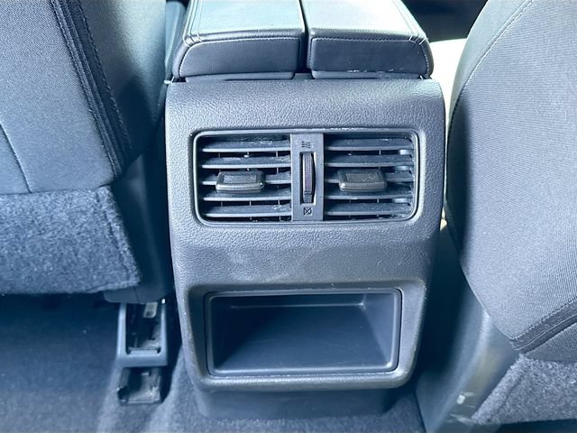 Used 2024 Nissan Rogue S FWD image 23