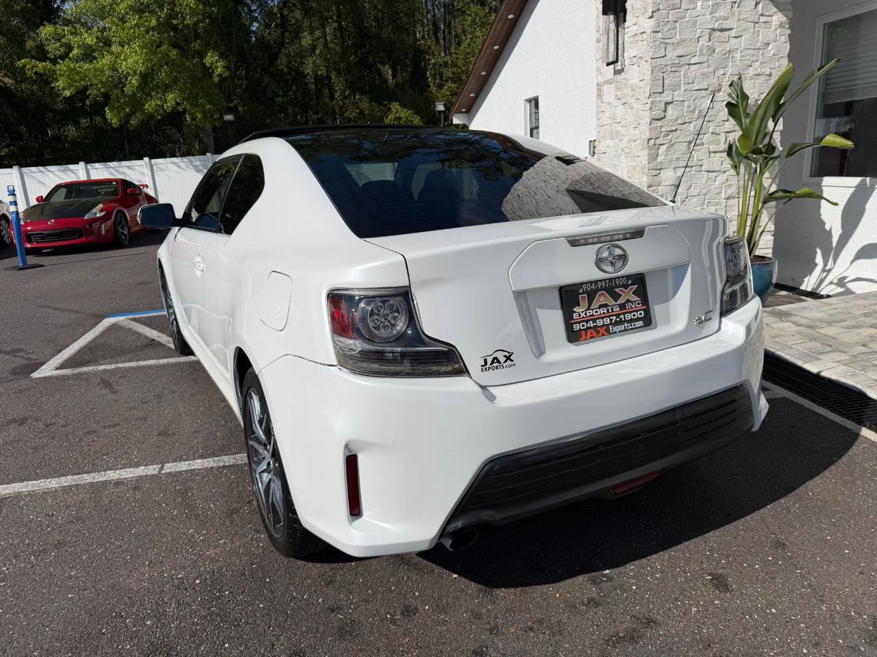 Used 2015 Scion tC 2D Hatchback image 11