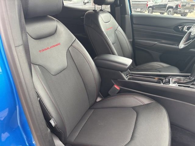 Used 2024 Jeep Compass Trailhawk w/ Sun and Sound Group image 23