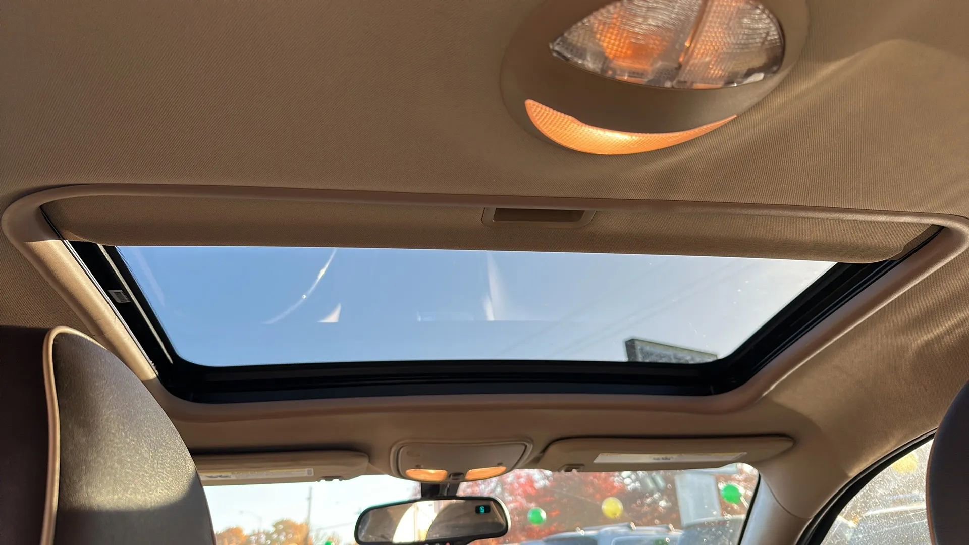 Used 2011 Chevrolet Malibu LTZ image 11