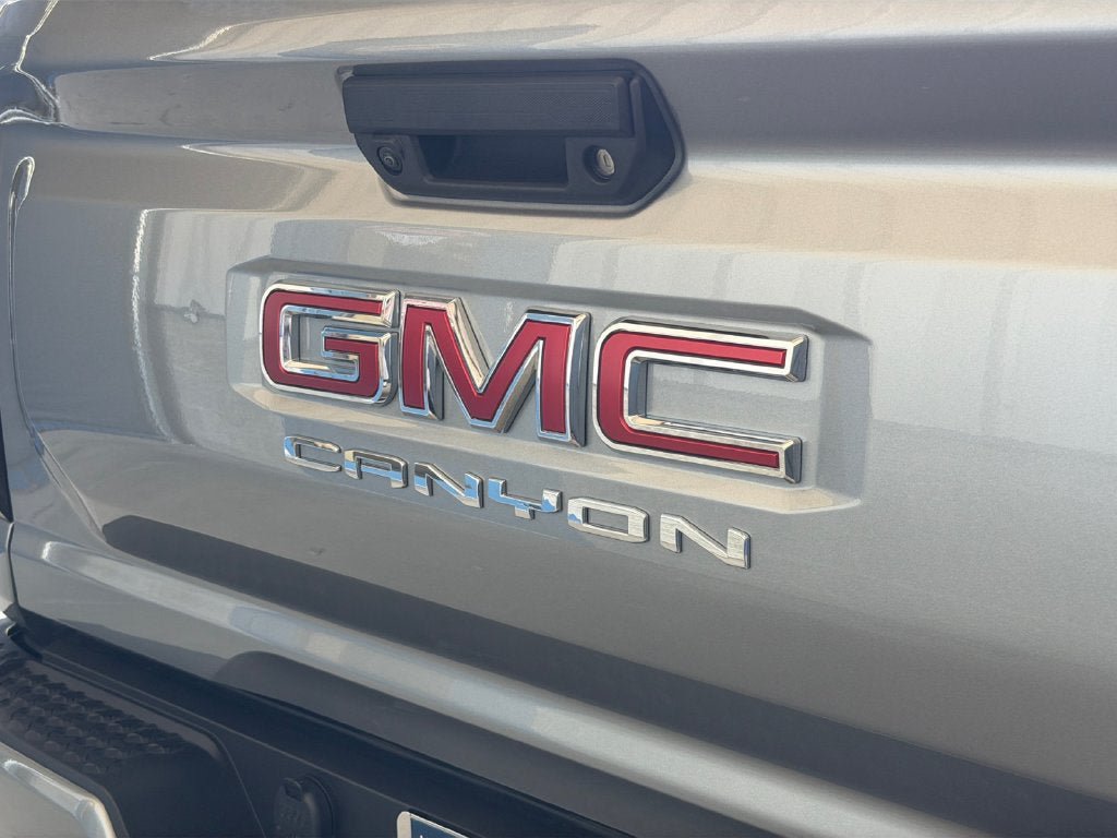 Used 2026 GMC Canyon AT4 AWD/4WD image 36
