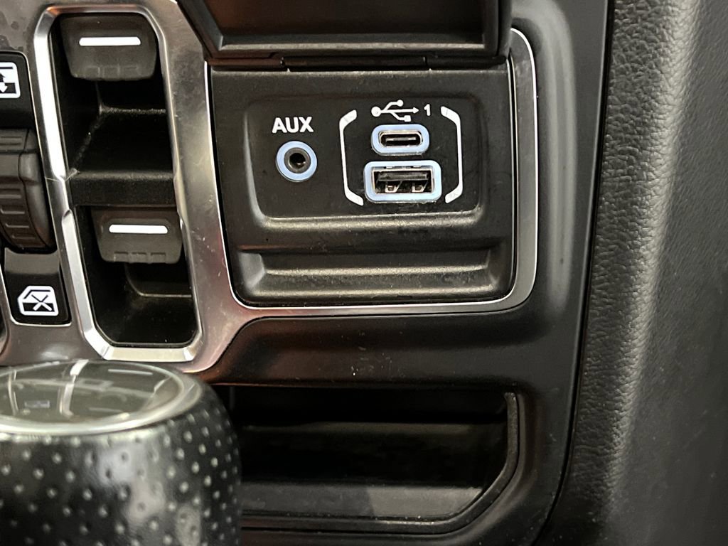 Used 2021 Jeep Gladiator Mojave w/ Dual Top Group AWD/4WD image 42