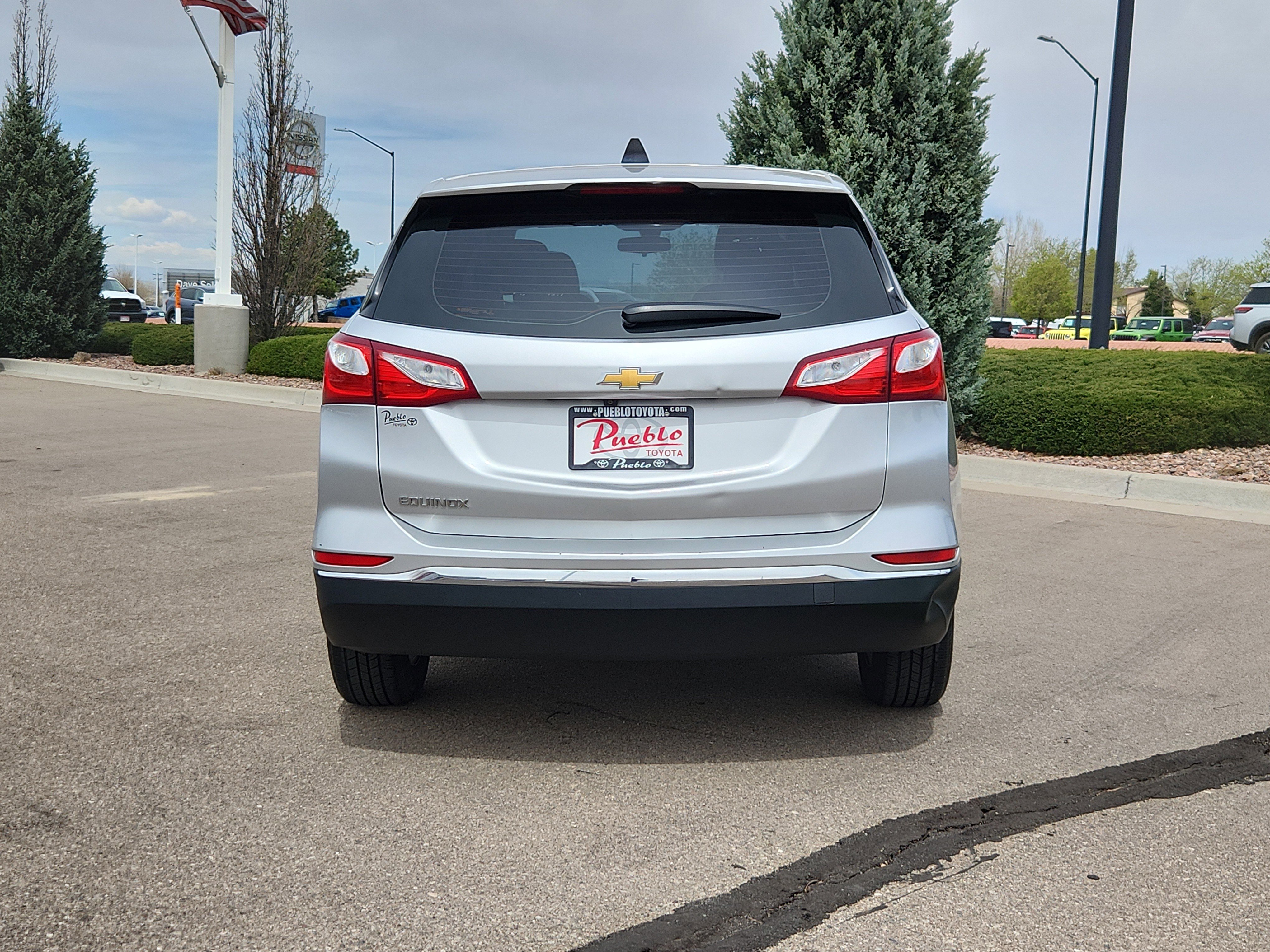 Used 2018 Chevrolet Equinox LS FWD image 12