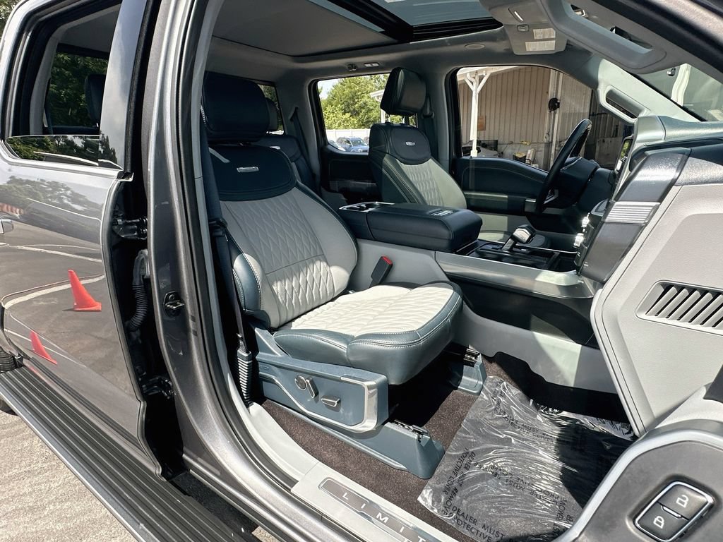 Used 2022 Ford F150 Limited AWD/4WD image 29