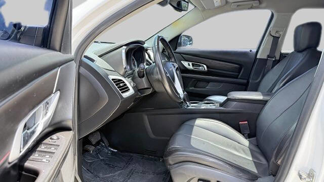 Used 2016 GMC Terrain SLT w/ Open Road Package AWD/4WD image 11