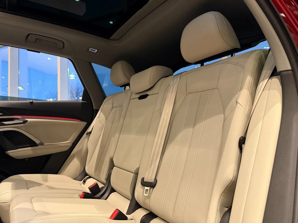 New 2025 Audi Q5 Prestige AWD/4WD image 39