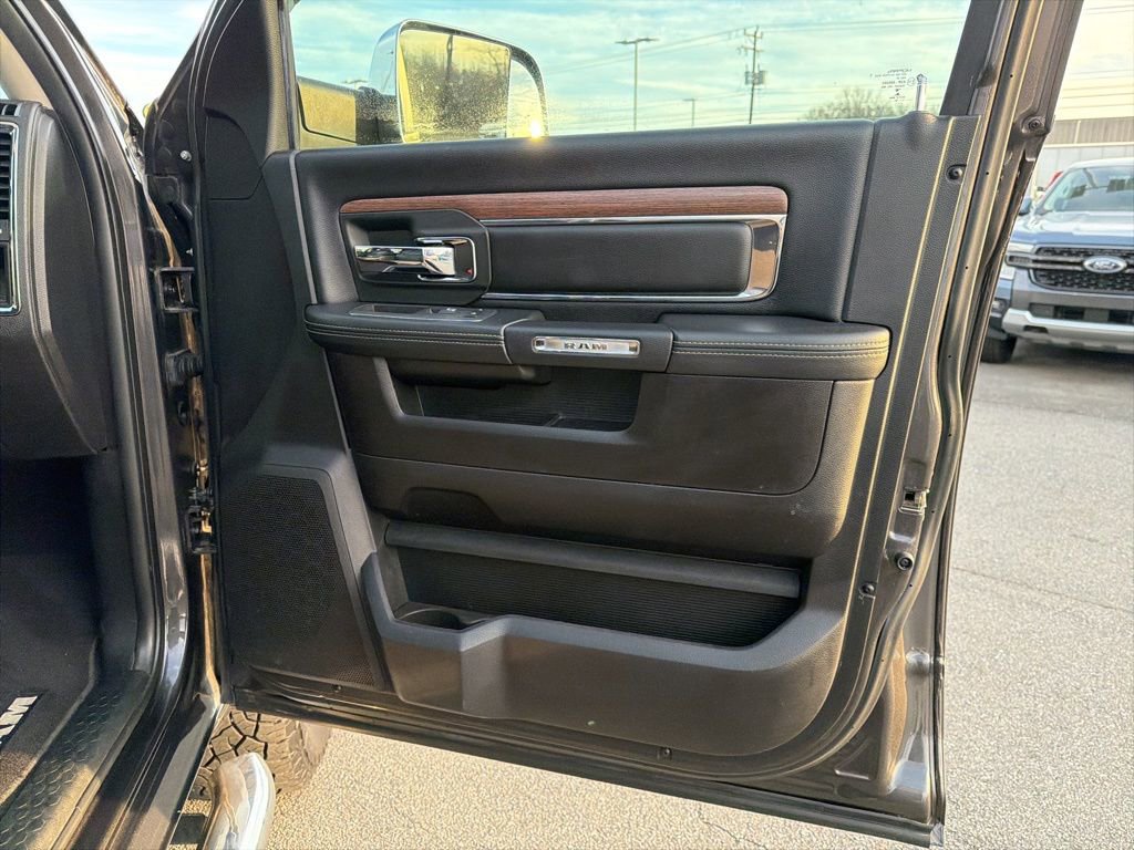 Used 2018 RAM 2500 Laramie w/ Cold Weather Group image 22