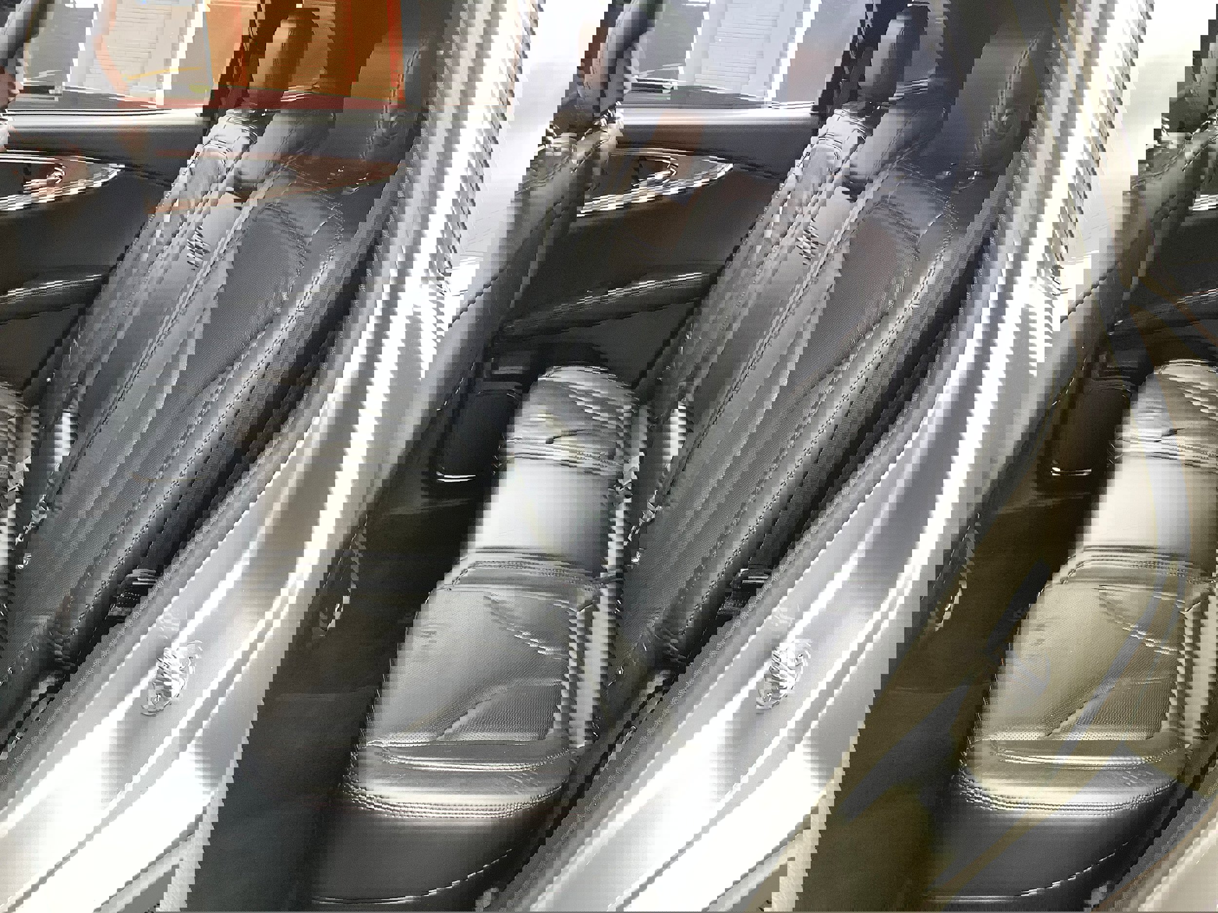 Used 2016 Lincoln MKX Reserve w/ Technology Package image 12