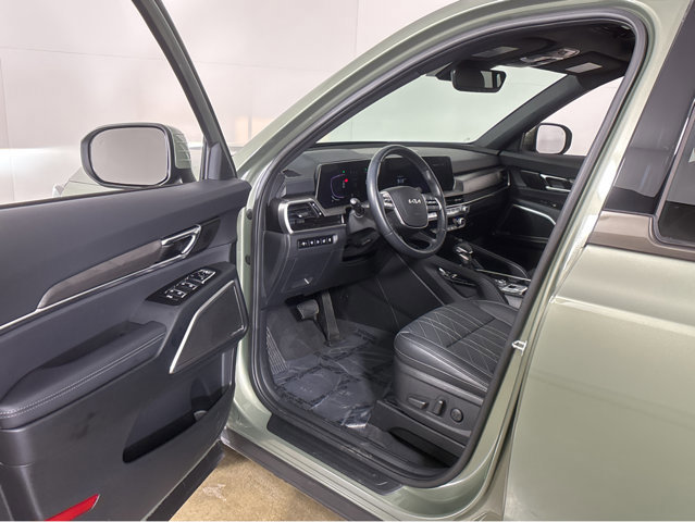 Used 2025 Kia Telluride EX X-Line image 2