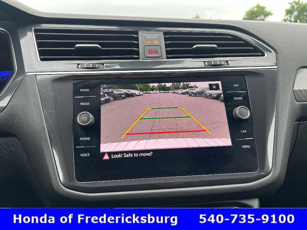 Used 2022 Volkswagen Tiguan SE R-Line AWD/4WD image 22