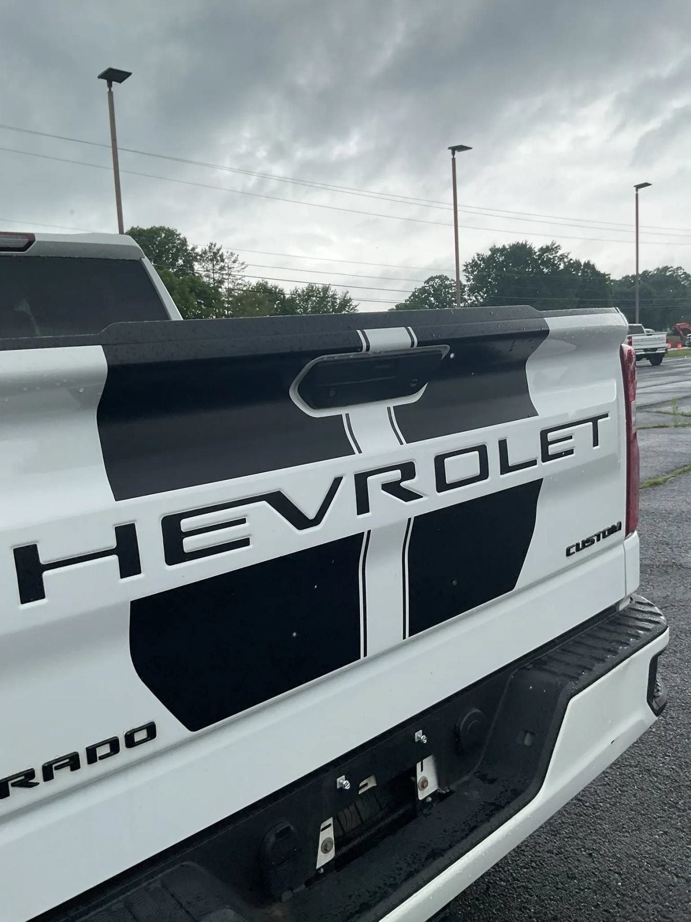Used 2022 Chevrolet Silverado 1500 Custom w/ Rally Edition AWD/4WD image 15