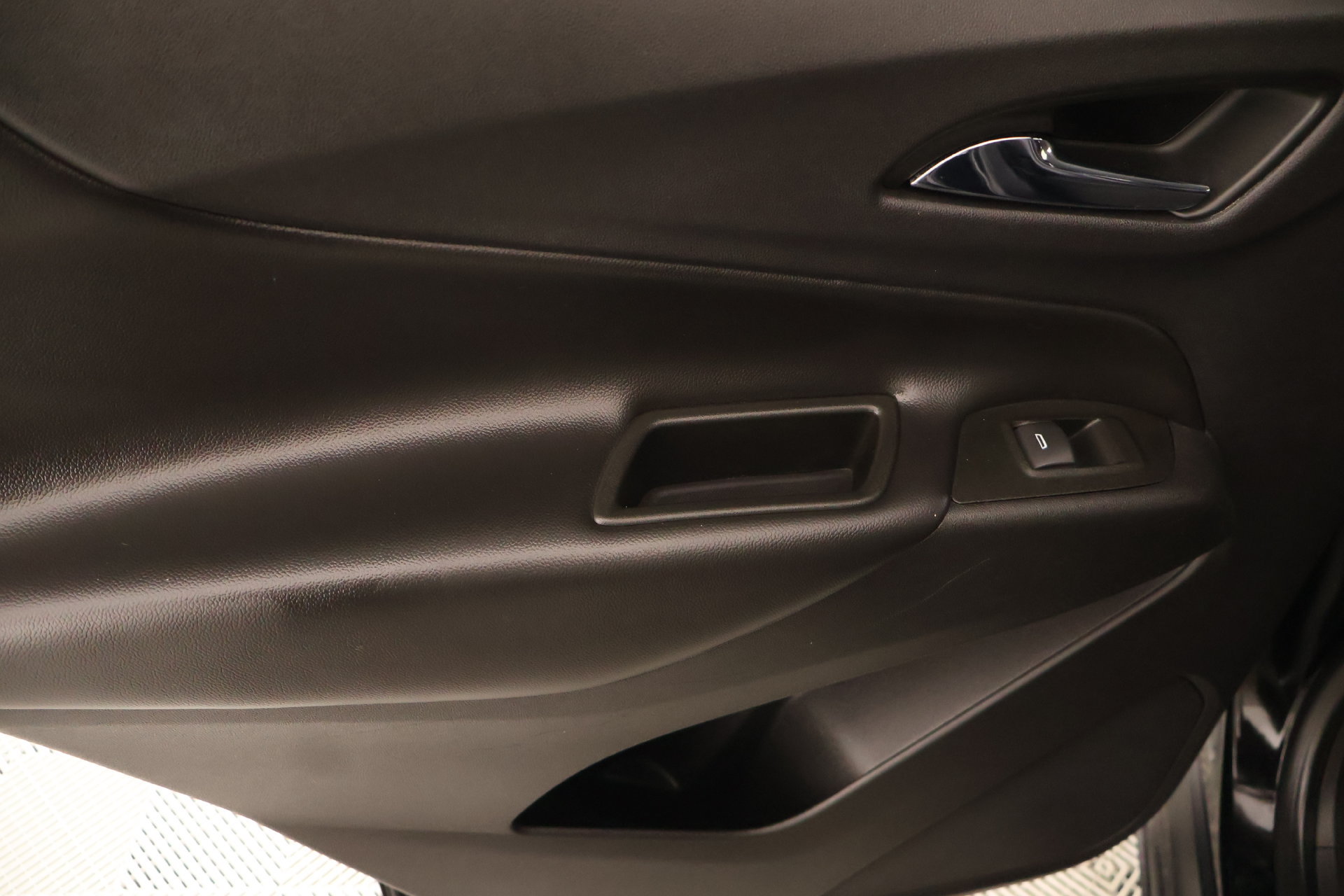 Used 2022 Chevrolet Equinox LT FWD image 15