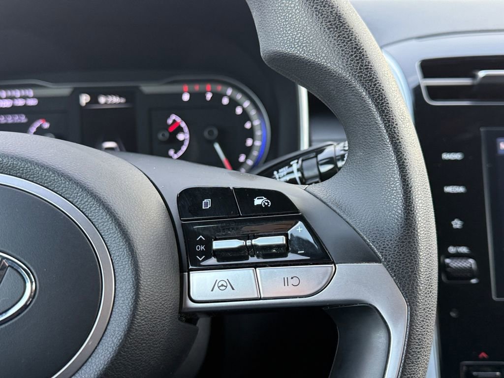 Certified 2024 Hyundai Santa Cruz SEL image 18