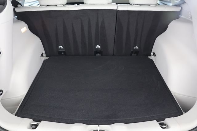 Used 2022 Jeep Compass Limited w/ Elite Group image 20