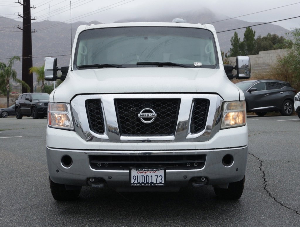Used 2016 Nissan NV 3500 SL image 9
