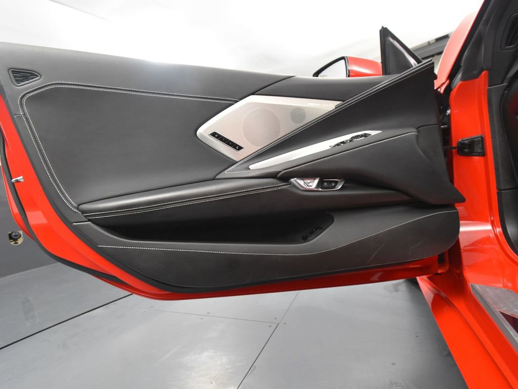 Used 2020 Chevrolet Corvette Stingray Preferred Cpe w/ 2LT image 19