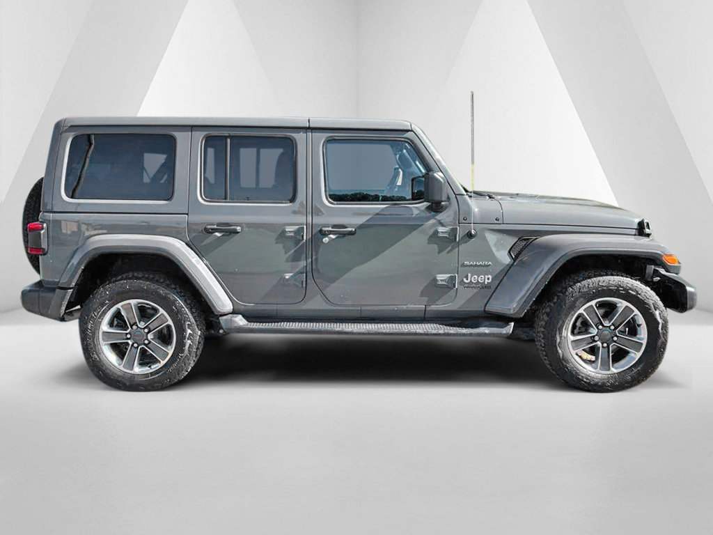 Used 2019 Jeep Wrangler Unlimited Sahara w/ Dual Top Group AWD/4WD image 9