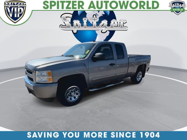 Used 2007 Chevrolet Silverado 1500 LT w/ Towing Package AWD/4WD image 4
