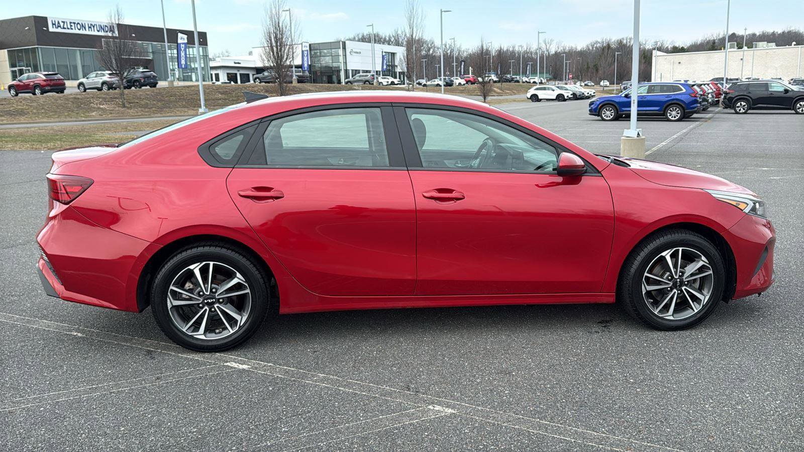 Used 2024 Kia Forte LXS image 4