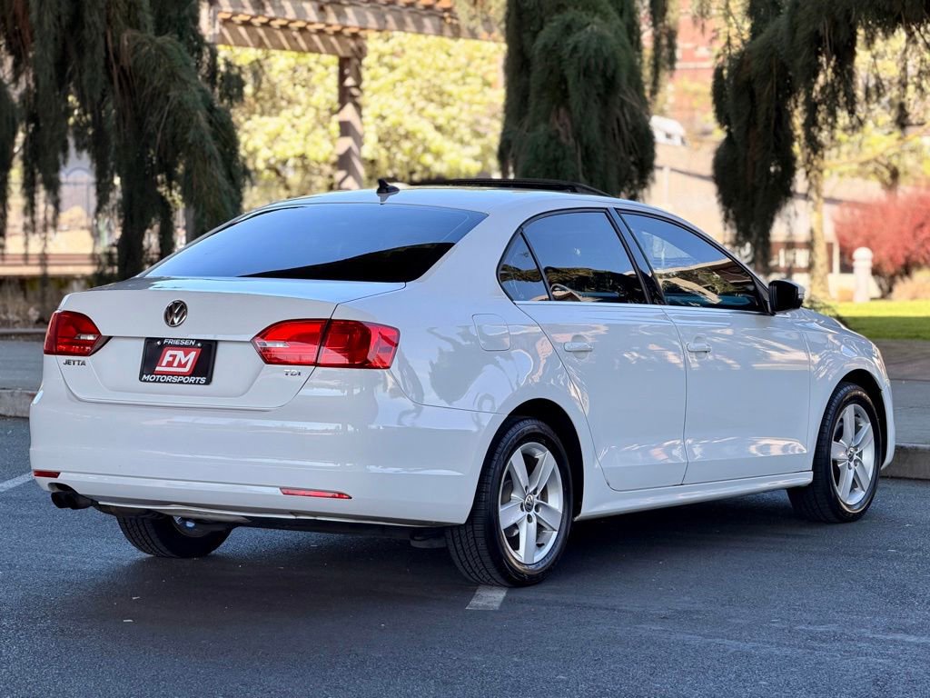 Used 2013 Volkswagen Jetta TDI image 15