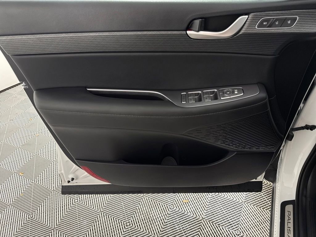 Used 2023 Hyundai Palisade Limited image 12