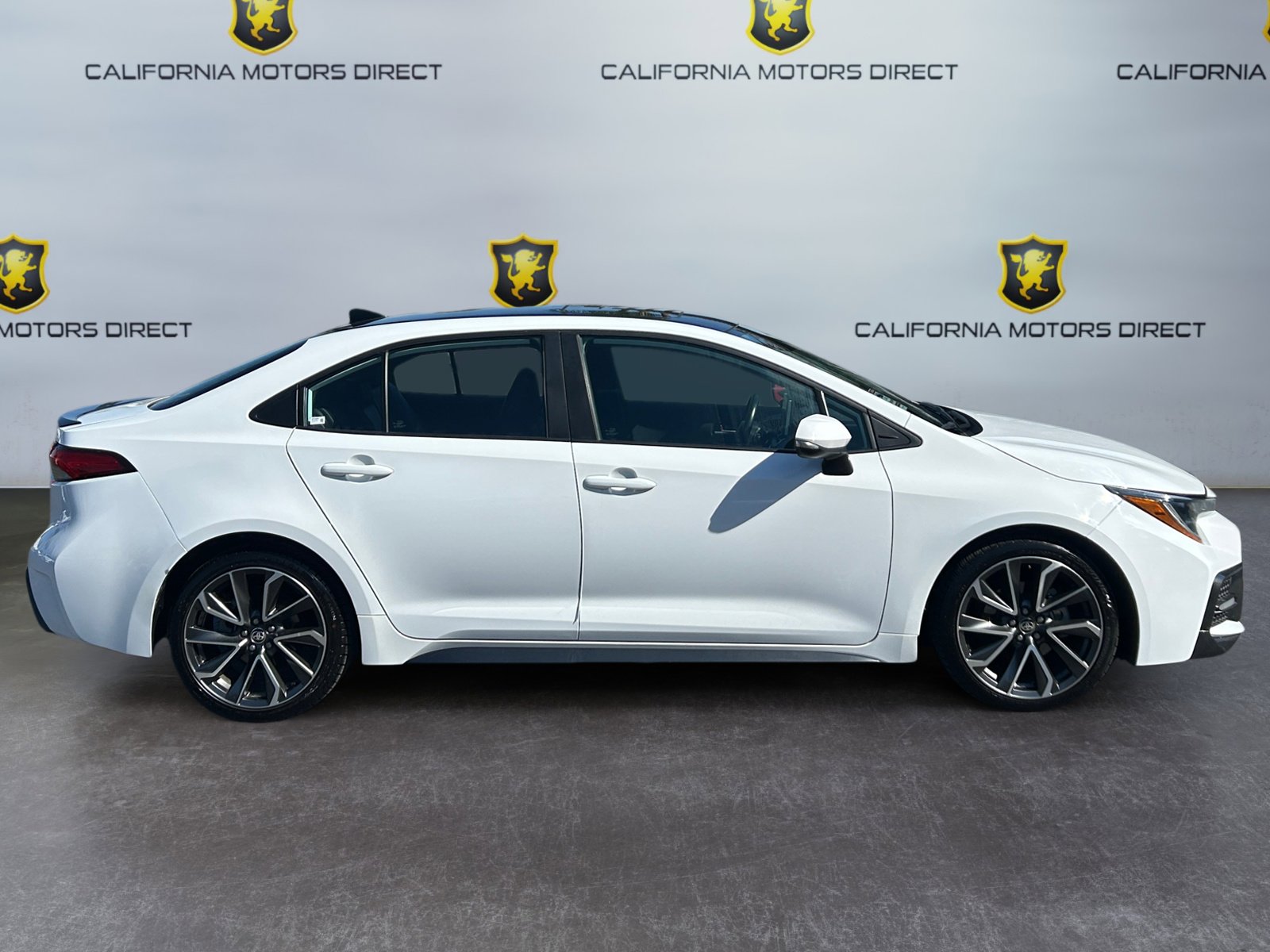 Used 2022 Toyota Corolla XSE w/ Carpet Mat Package (TMS) FWD image 6