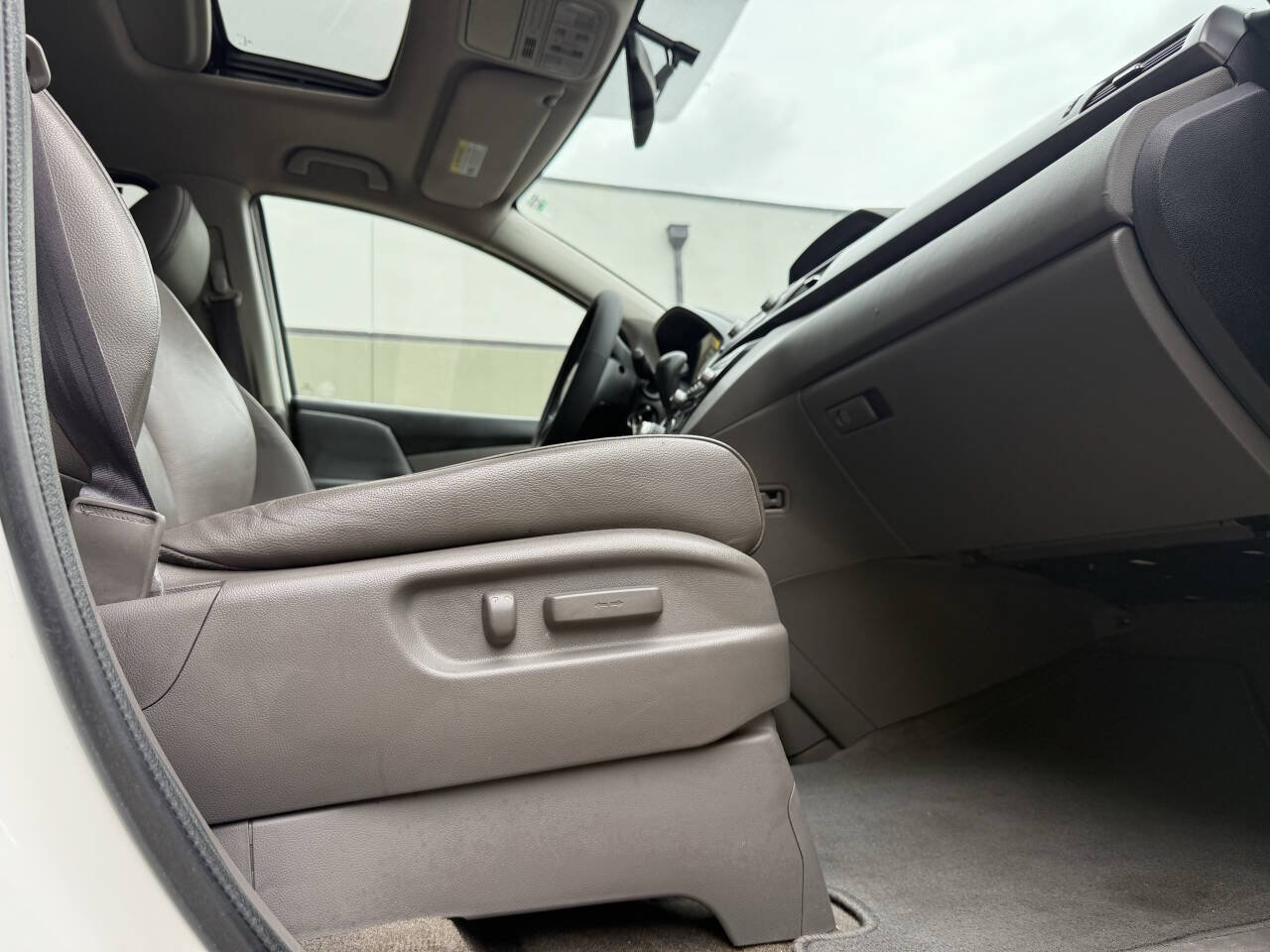 Used 2013 Honda Odyssey EX-L image 28