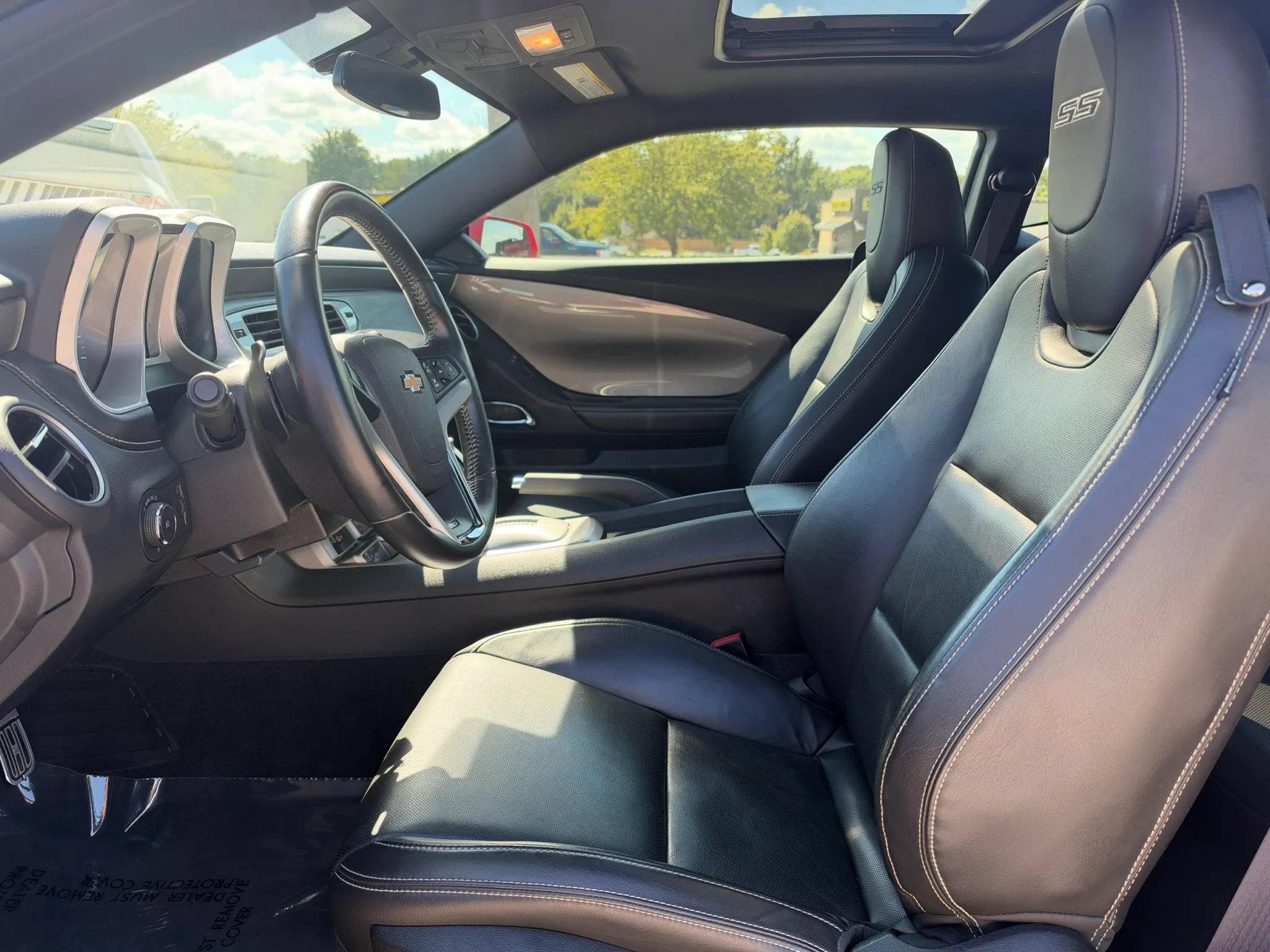 Used 2015 Chevrolet Camaro SS w/ LPO, Red Appearance Package RWD image 8