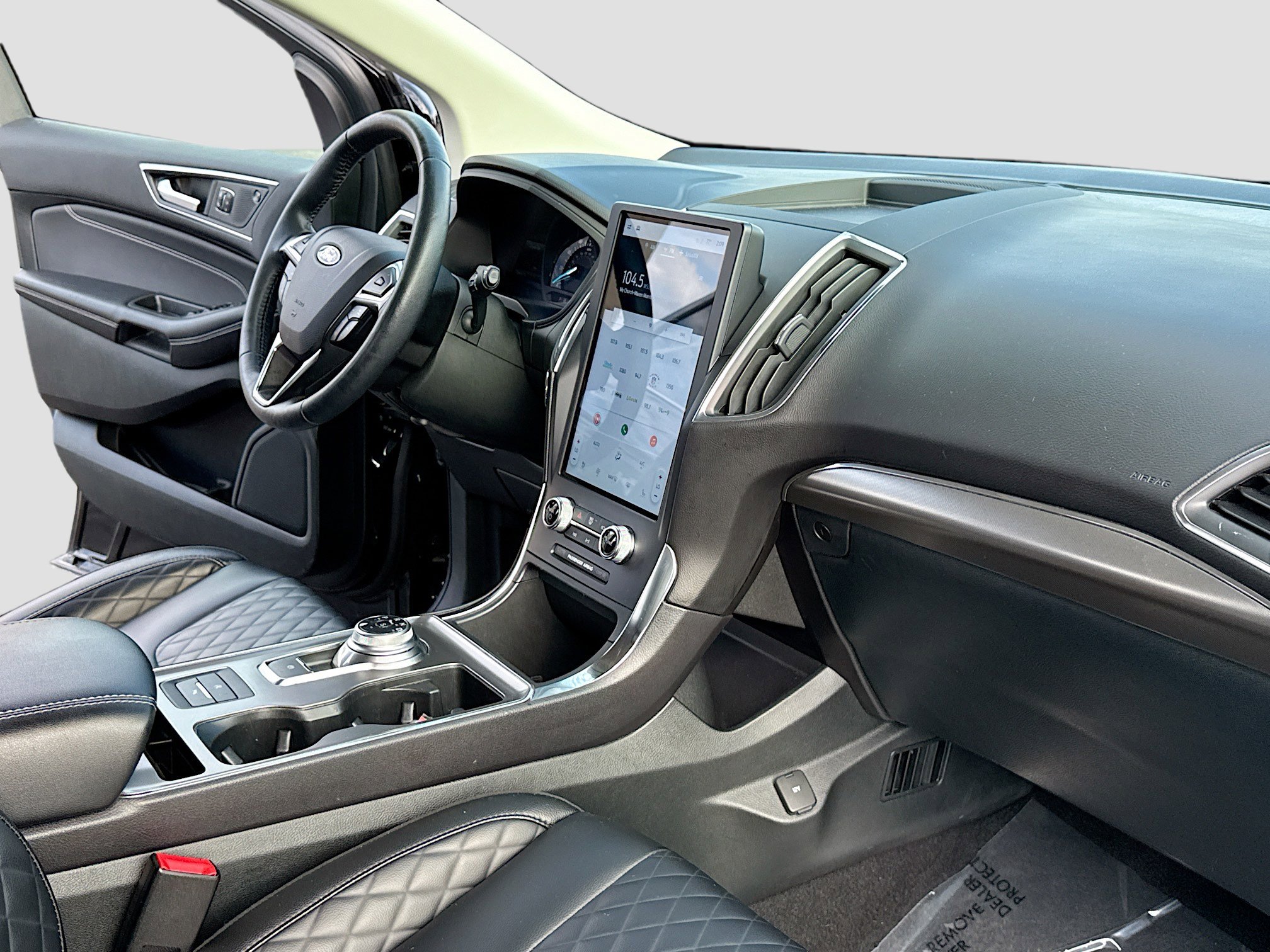 Used 2024 Ford Edge Titanium image 5