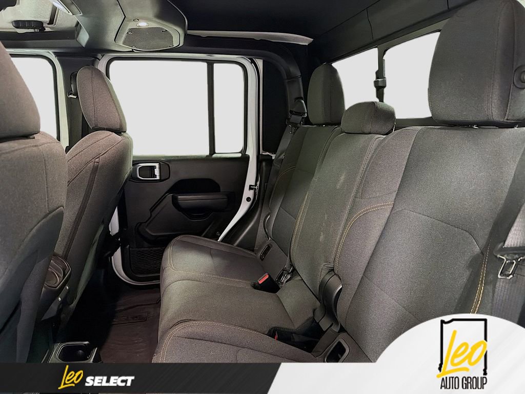 Used 2024 Jeep Gladiator Sport image 22