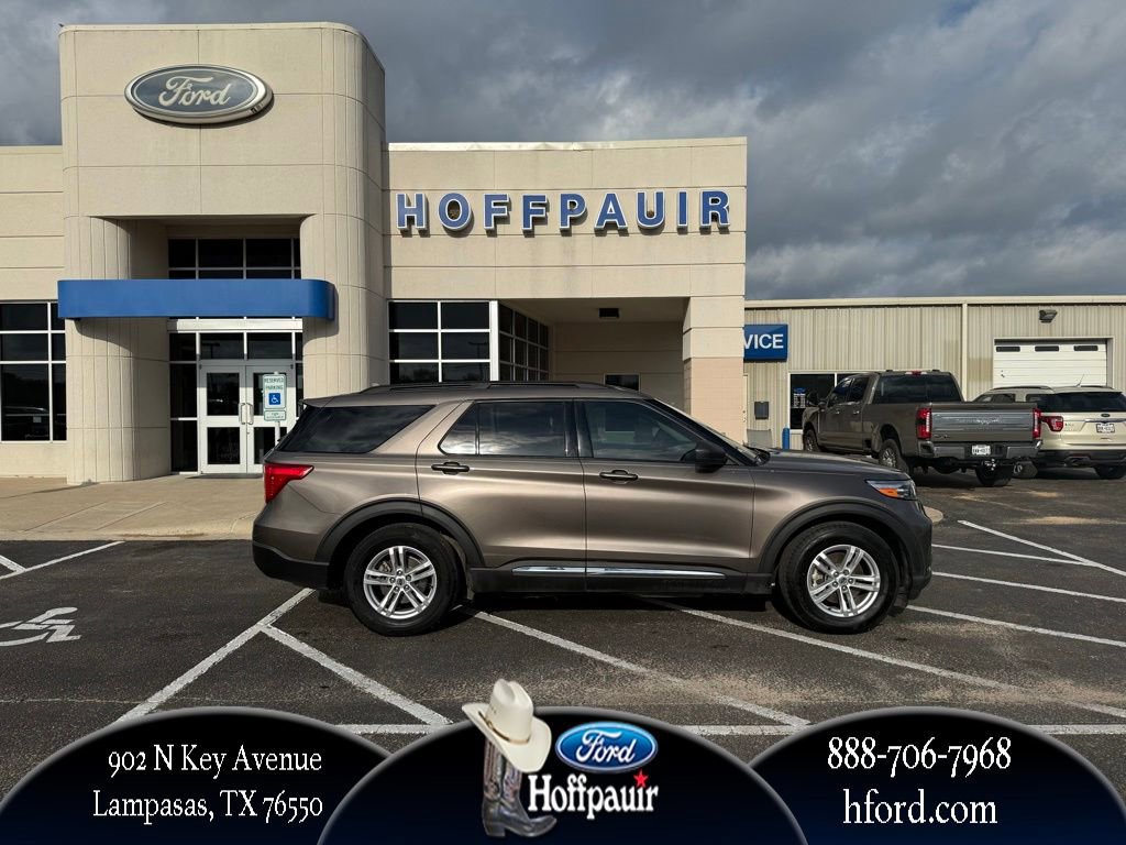 Used 2021 Ford Explorer XLT w/ Equipment Group 202A RWD image 1
