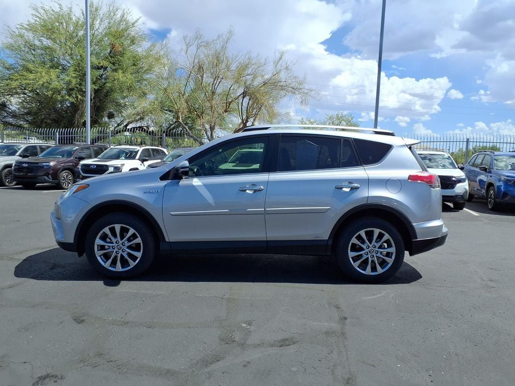 Used 2017 Toyota RAV4 Limited AWD/4WD image 14