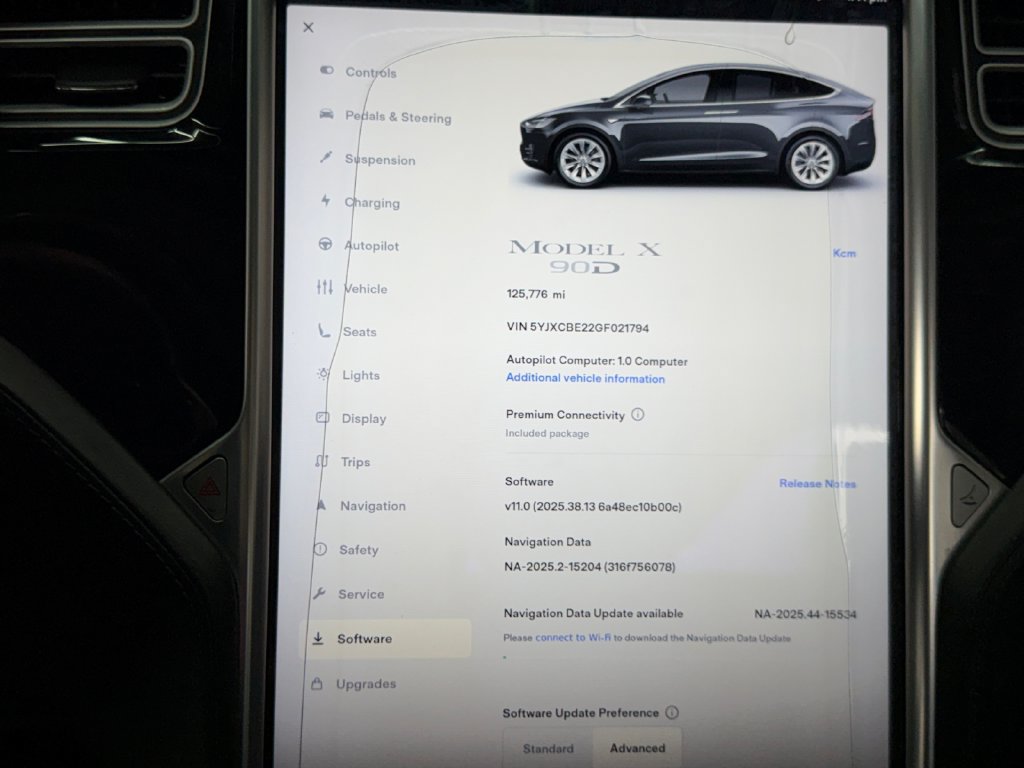 Used 2016 Tesla Model X 90D AWD/4WD image 30