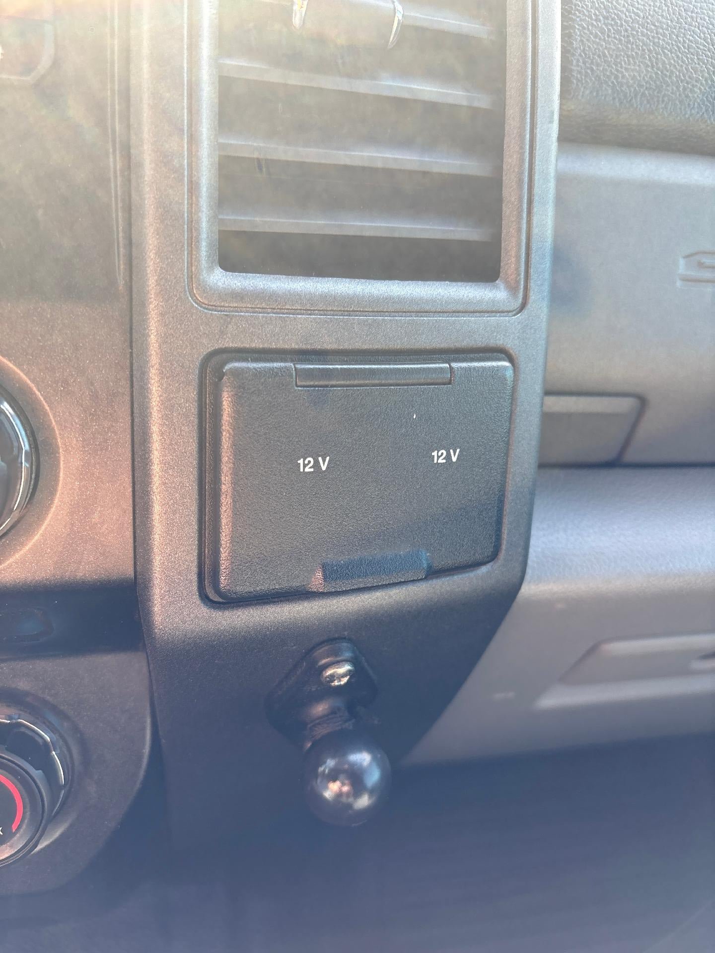 Used 2017 Ford F350 XL w/ Power Equipment Group AWD/4WD image 17