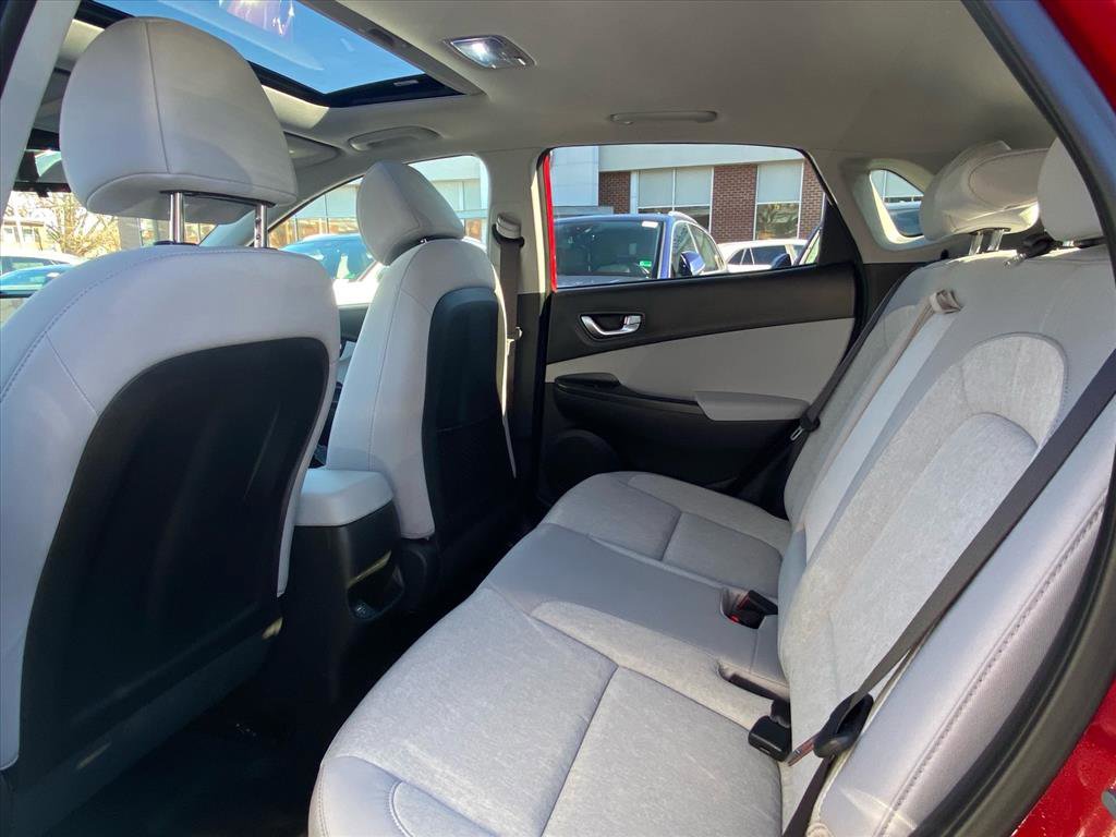 Used 2023 Hyundai Kona SEL image 20
