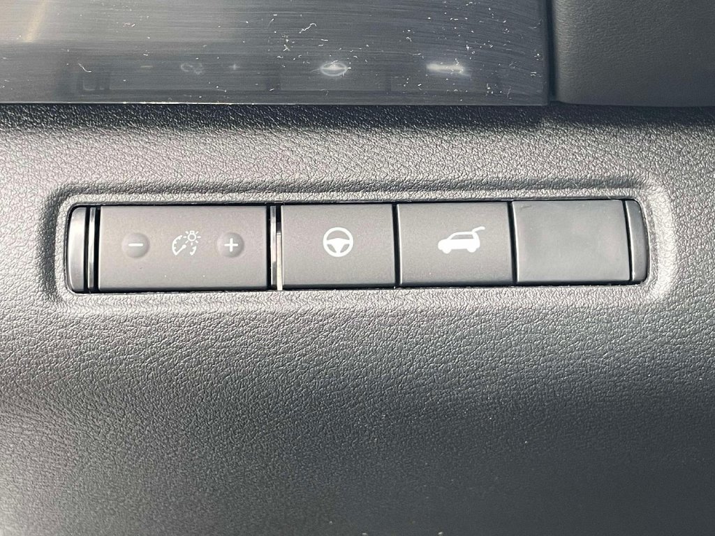 New 2026 Nissan Pathfinder SL FWD image 22