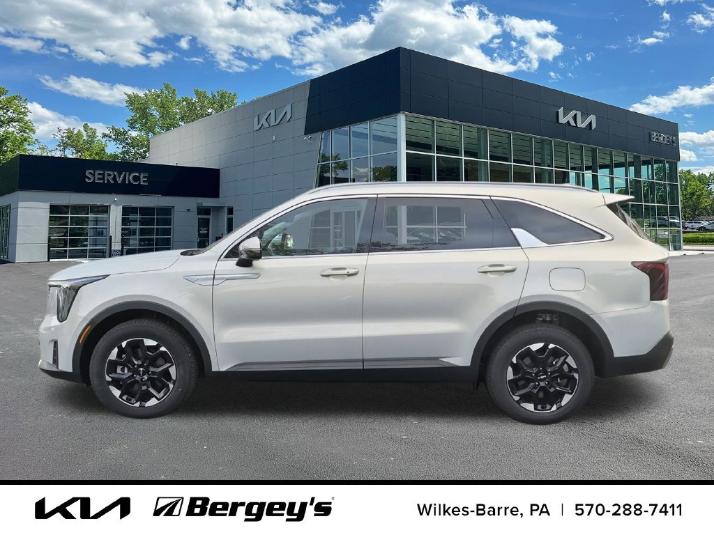 Certified 2026 Kia Sorento S w/ S Panoramic Sunroof Package AWD/4WD image 17