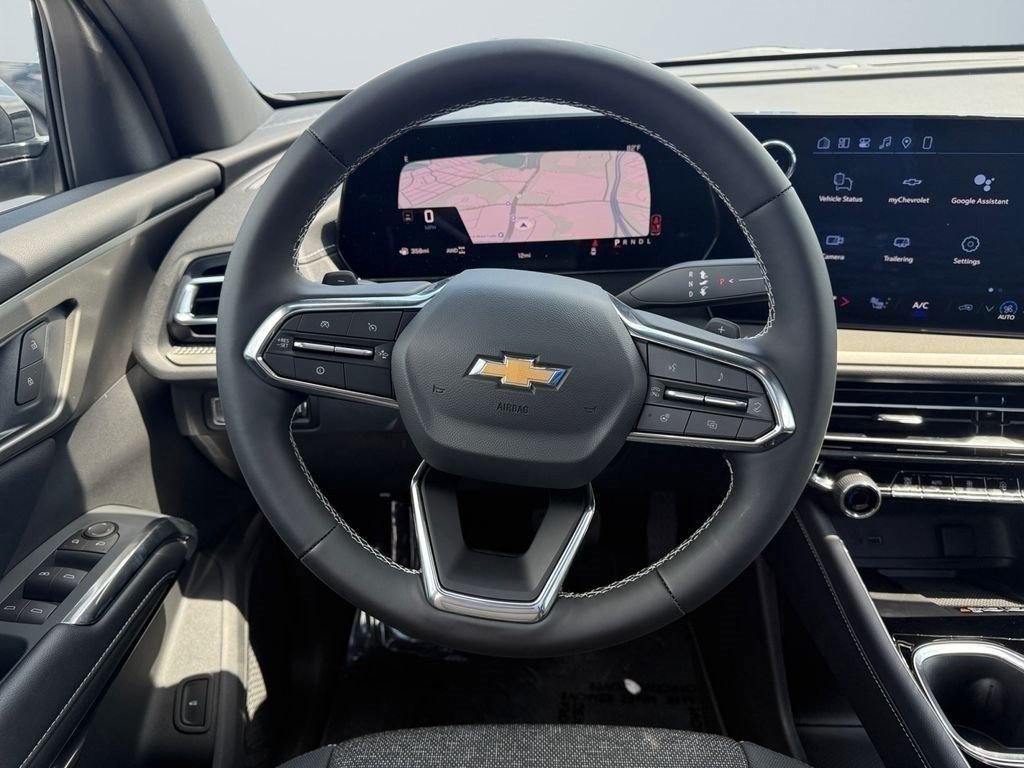 New 2026 Chevrolet Traverse LT w/ Sun and Wheel Package AWD/4WD image 12