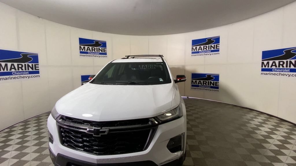 Used 2023 Chevrolet Traverse Premier w/ Redline Edition FWD image 5