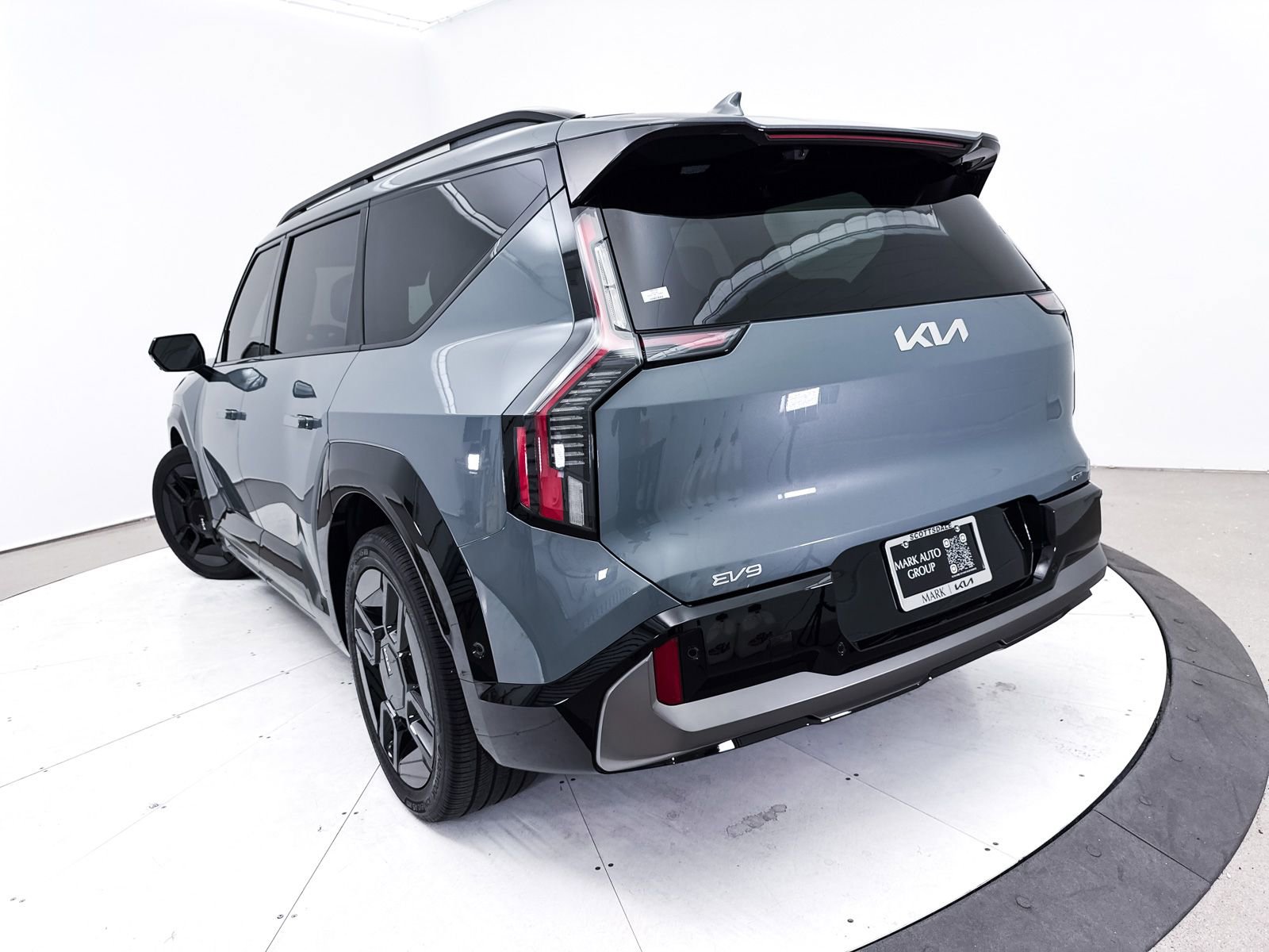 Used 2024 Kia EV9 GT-Line image 9
